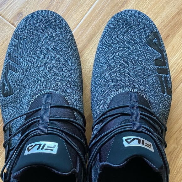 FILA Heat Fuse Black Men’s Size 11 - Picture 2 of 4